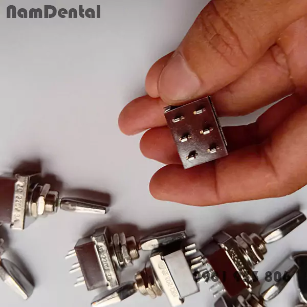 công tắc đèn halogen ghế nha khoa
